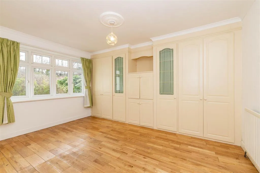 3 bed Semi-Detached Bungalow