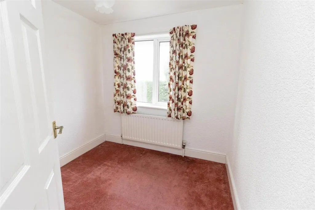 3 bed Semi-Detached