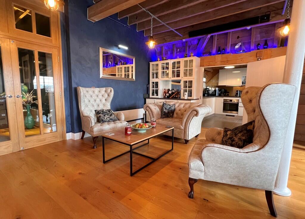 2 bed Penthouse