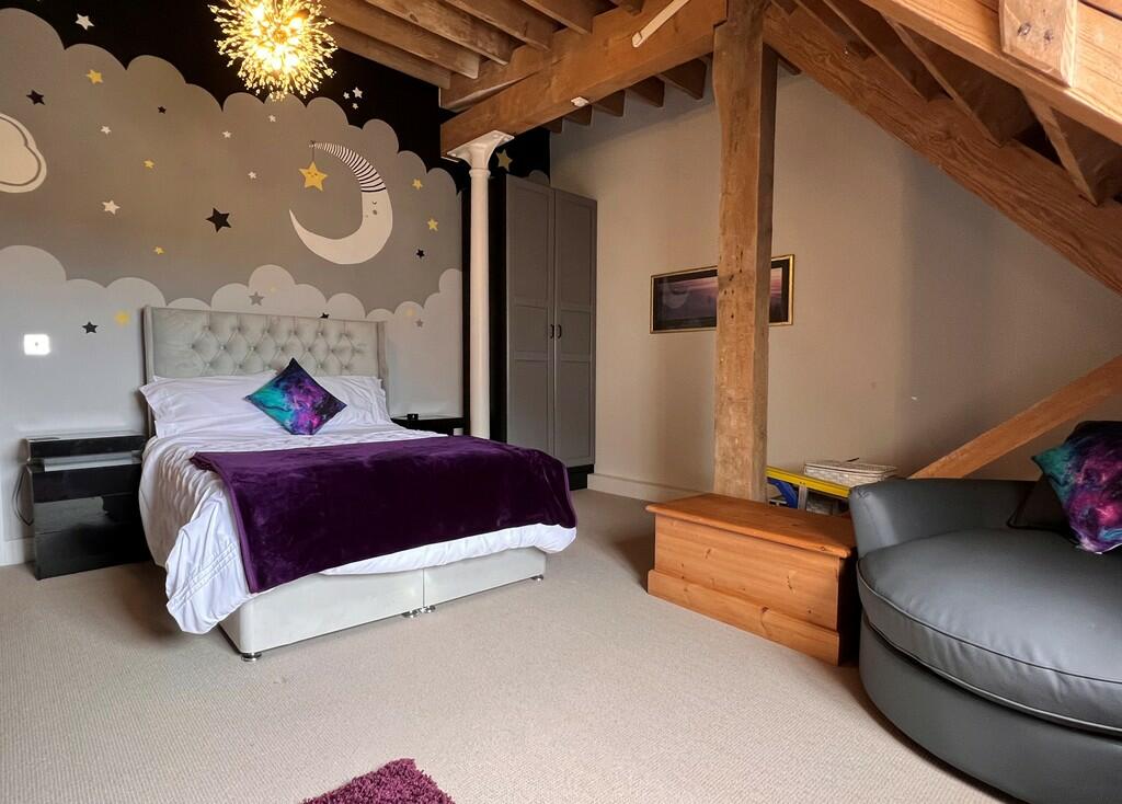 2 bed Penthouse