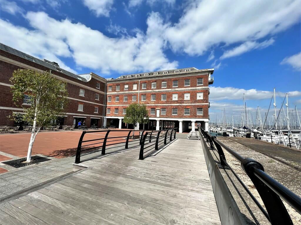2 bed Penthouse