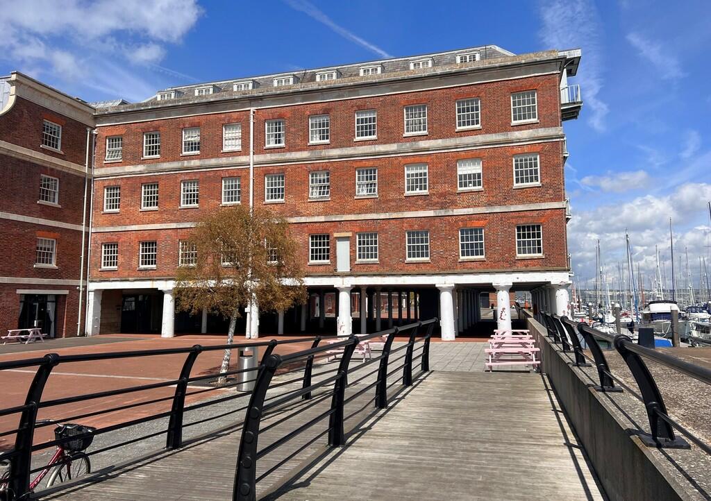 2 bed Penthouse