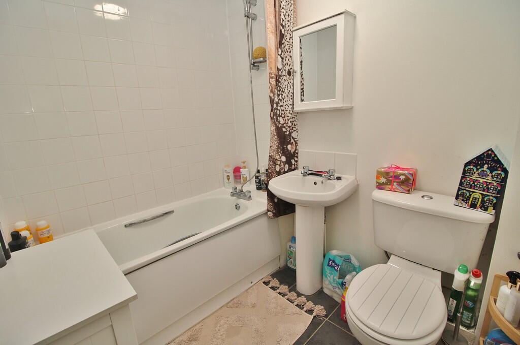 2 bed Apartment
