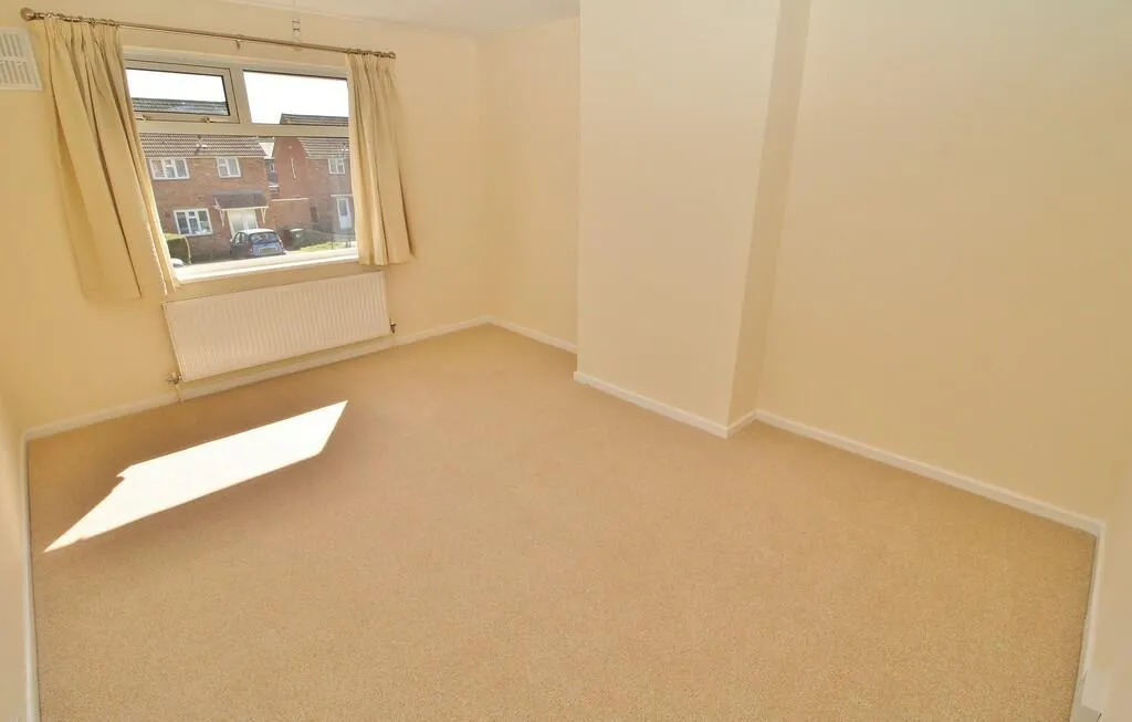 3 bed Terraced