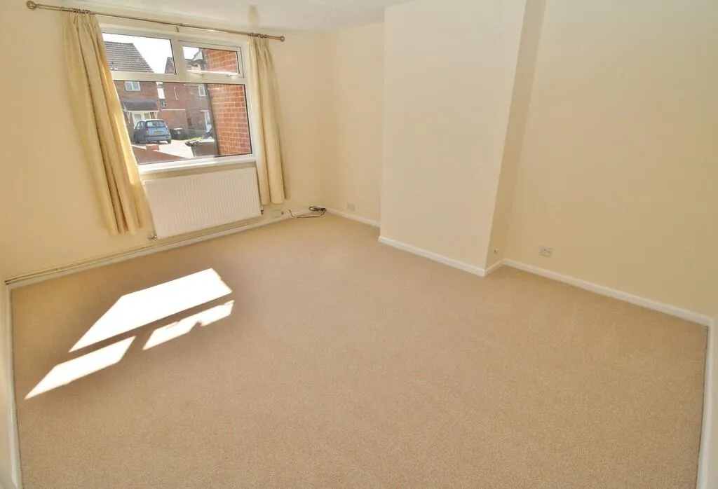 3 bed Terraced
