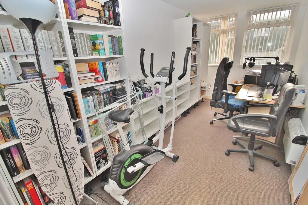 2 bed Apartment