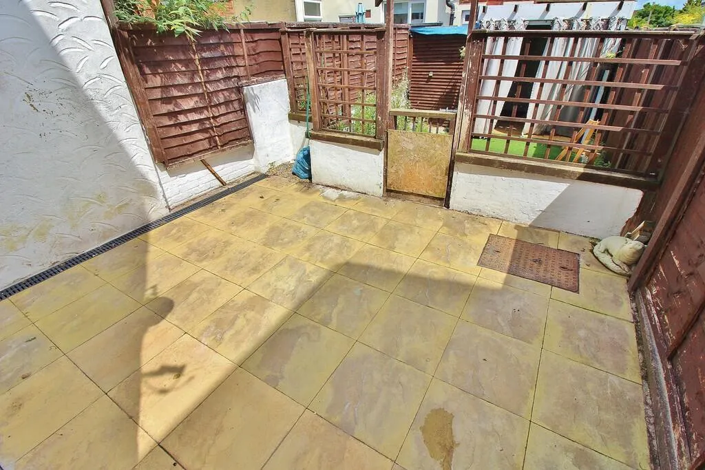 3 bed Terraced