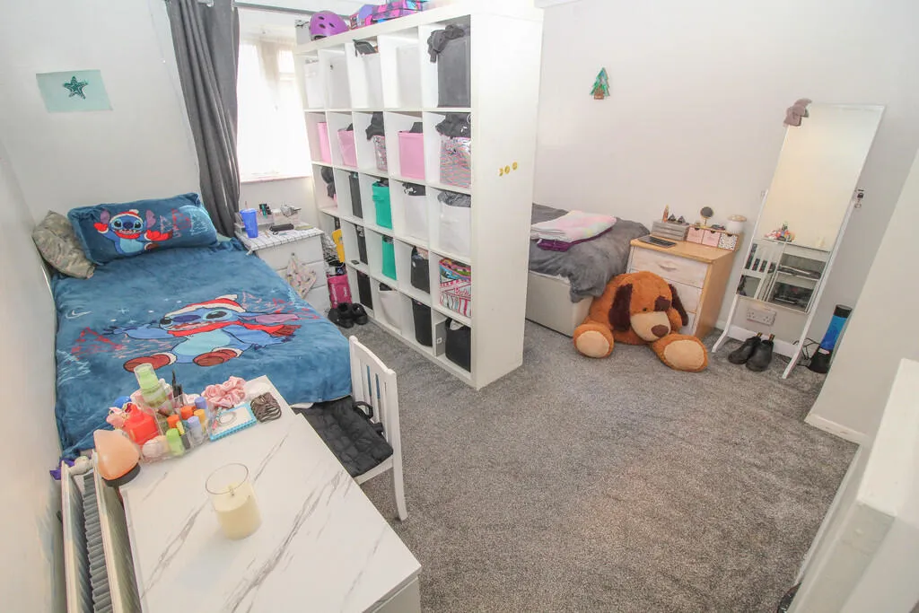3 bed Terraced