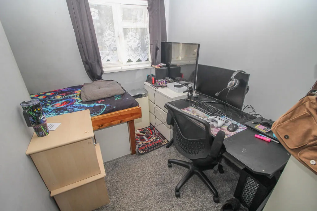 3 bed Terraced