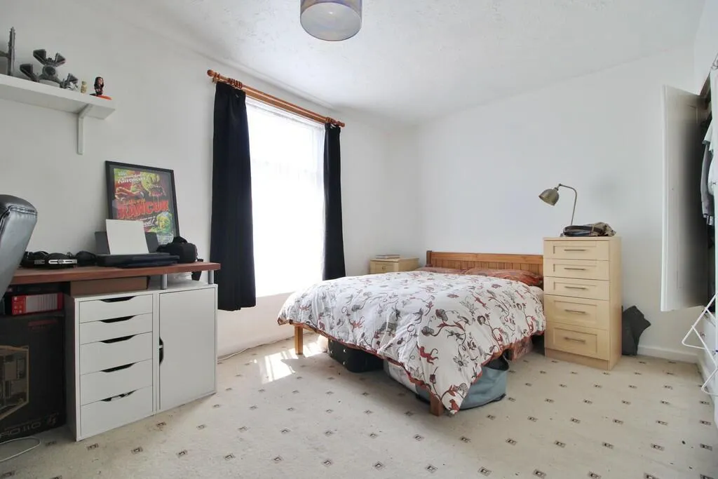 3 bed Terraced