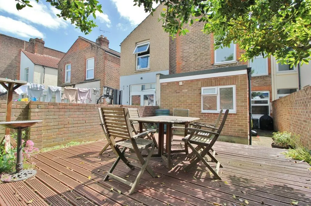 3 bed Terraced