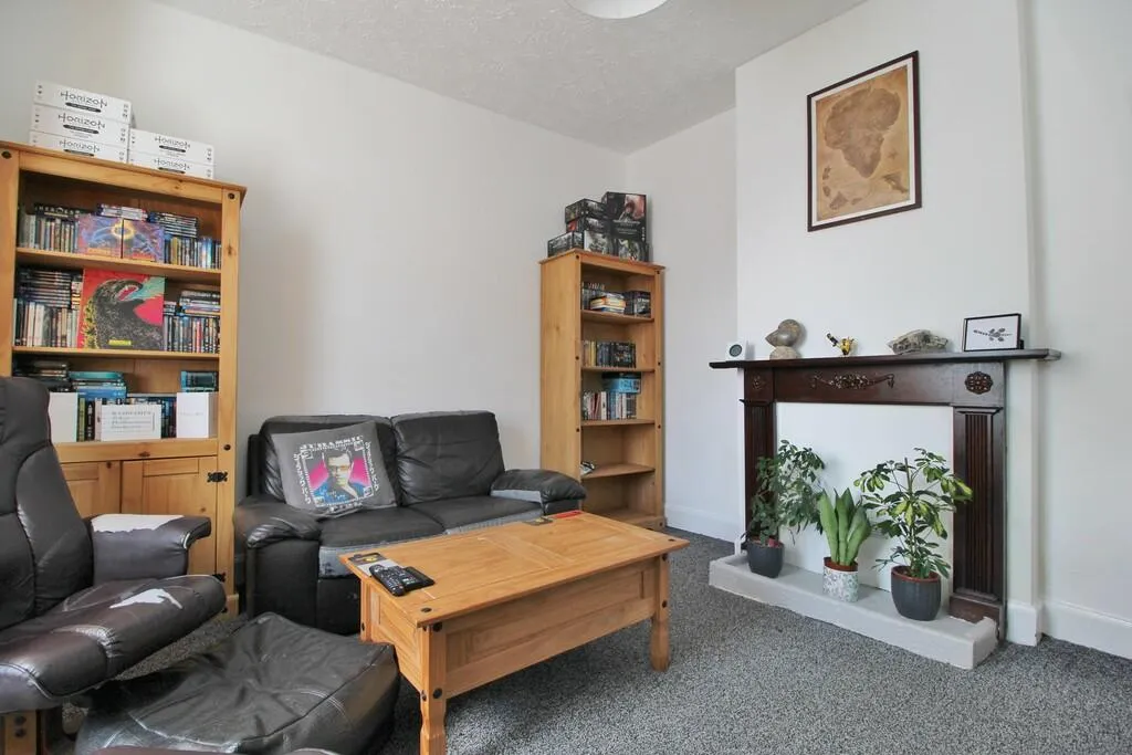 3 bed Terraced