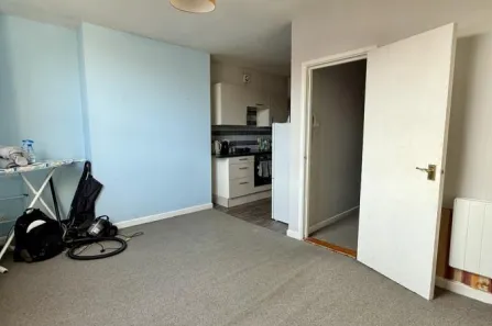 1 bed Apartment