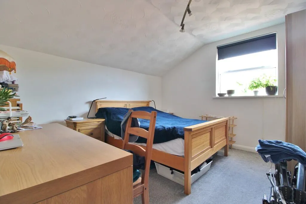 2 bed Apartment