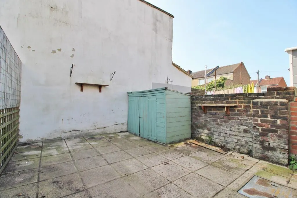 2 bed Terraced