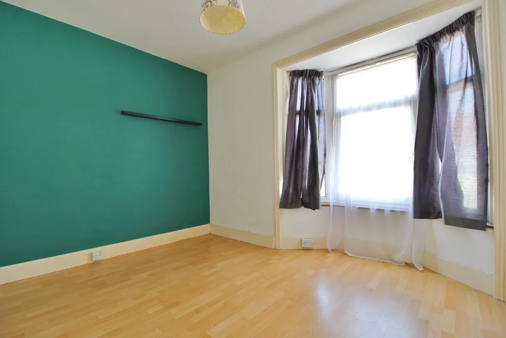 2 bed Terraced