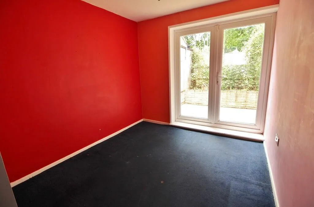 3 bed Terraced