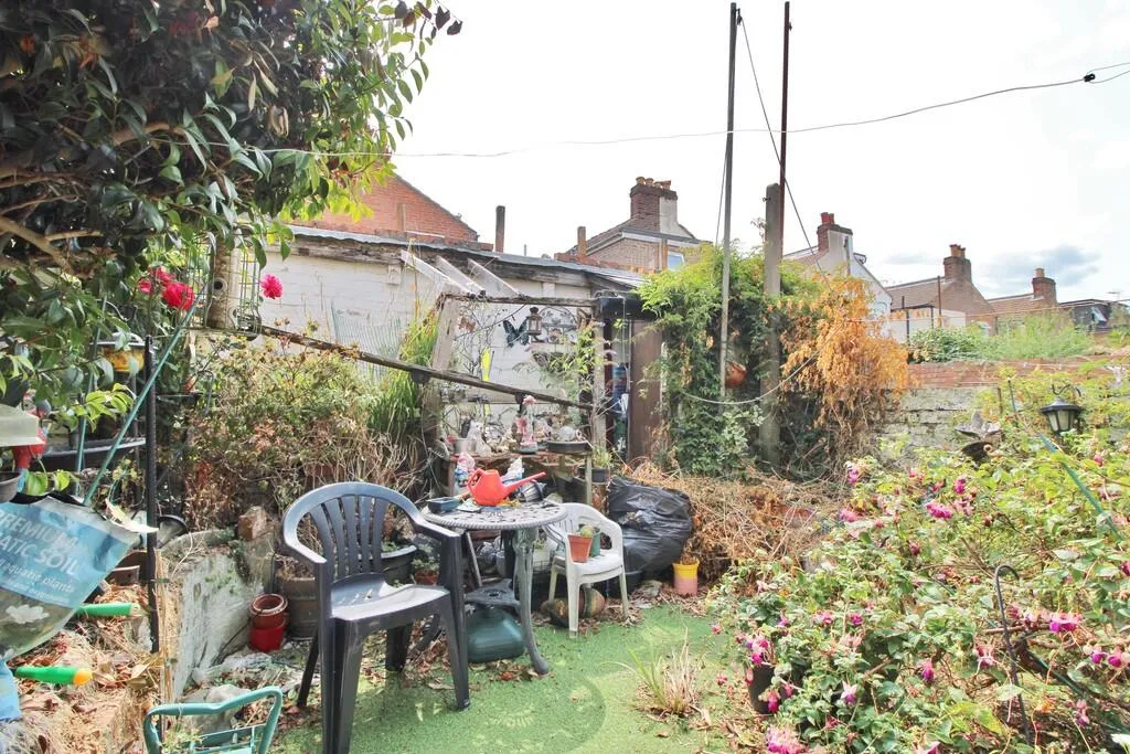 3 bed Terraced