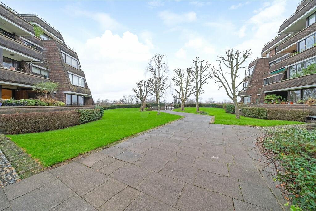 3 bed Apartment