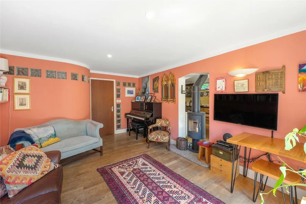 5 bed End of Terrace