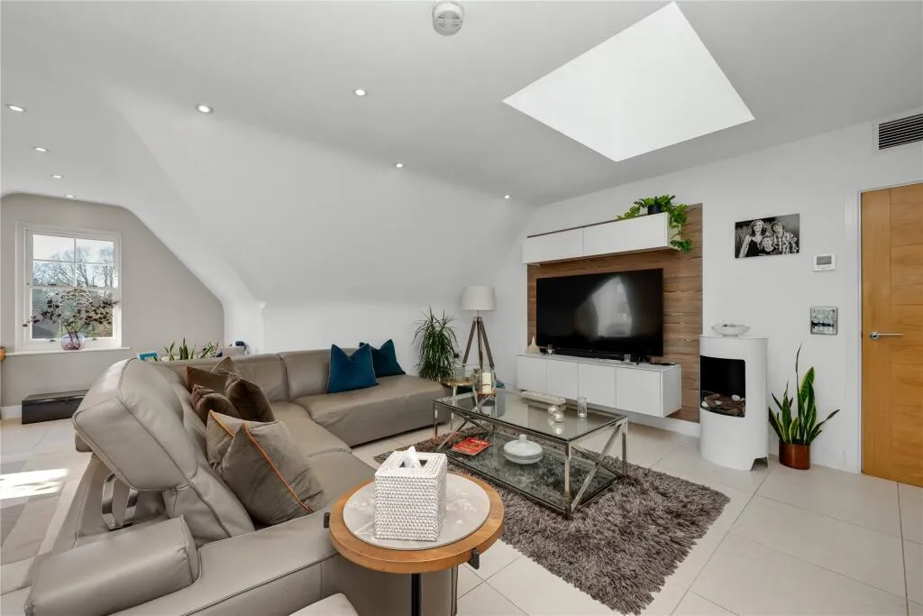 2 bed Penthouse
