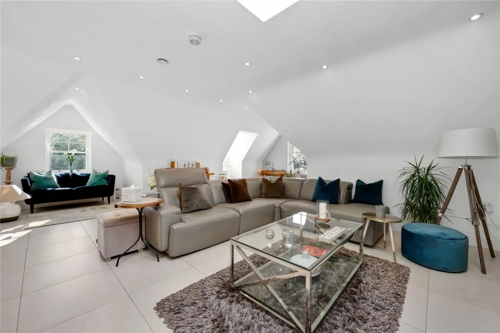 2 bed Penthouse