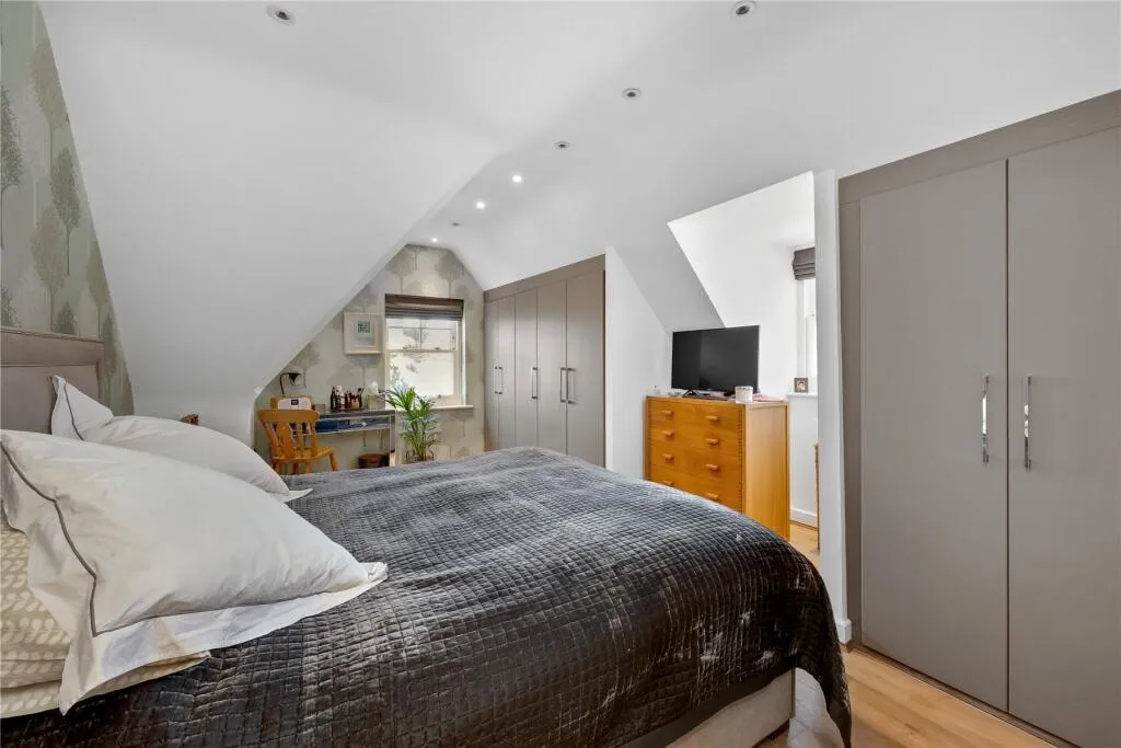 2 bed Penthouse
