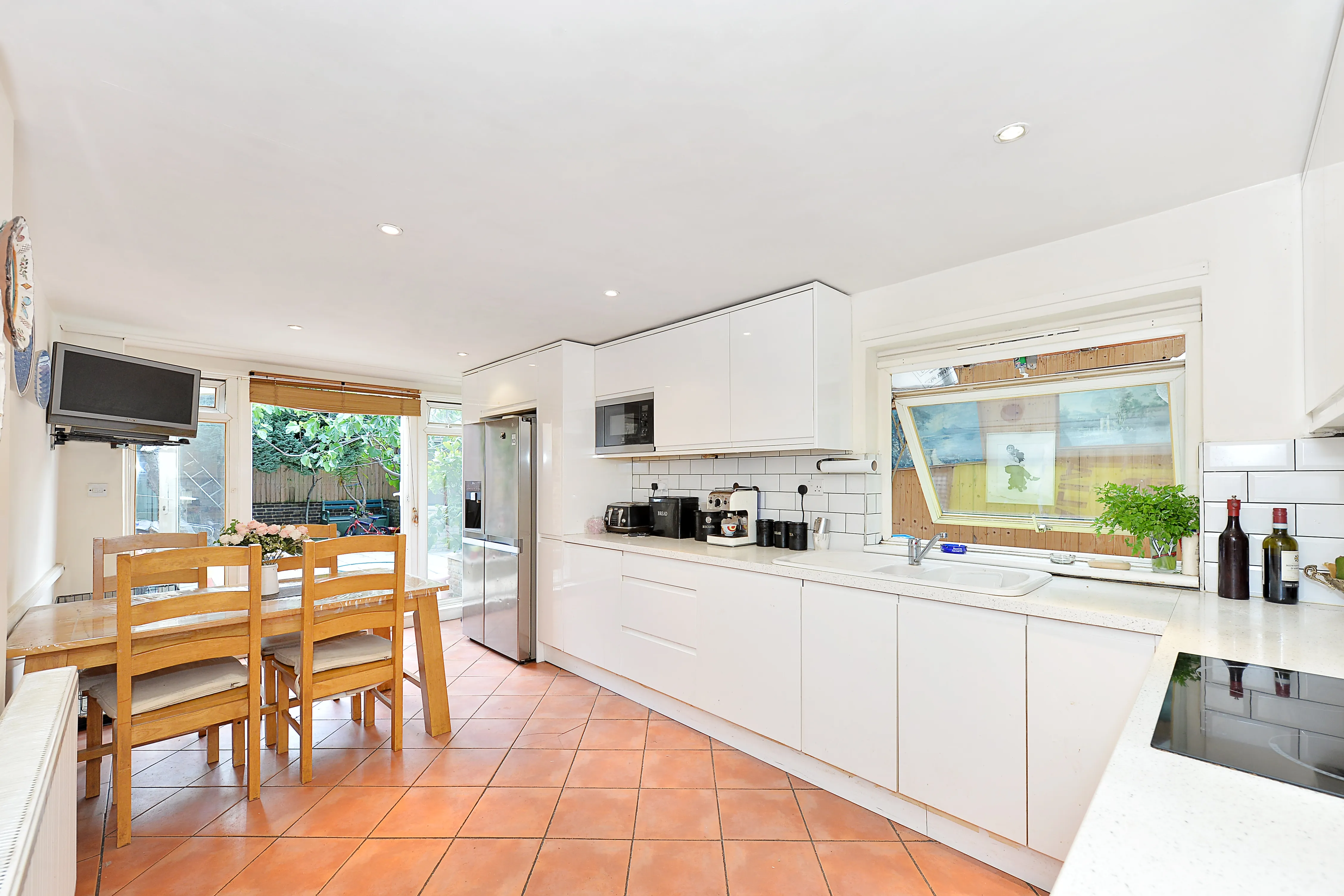 5 bed Terraced