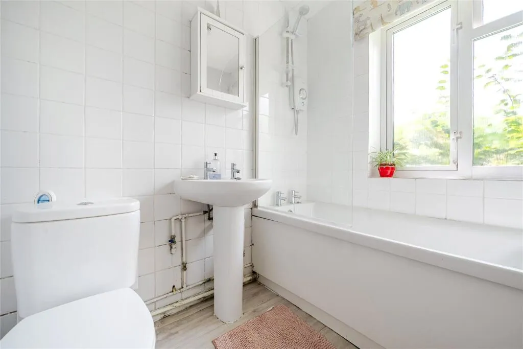 3 bed Semi-Detached