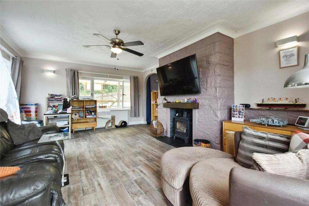 2 bed Bungalow
