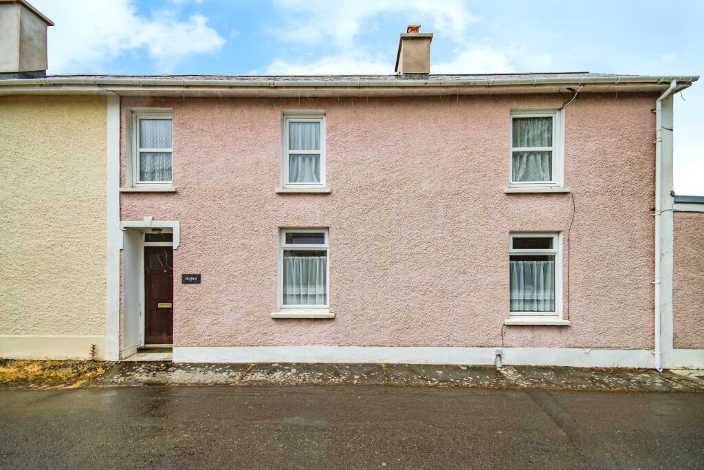 3 bed End of Terrace