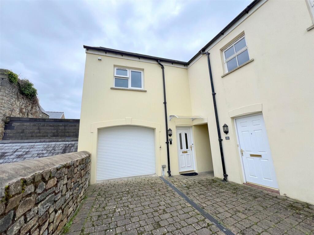 3 bed Town House