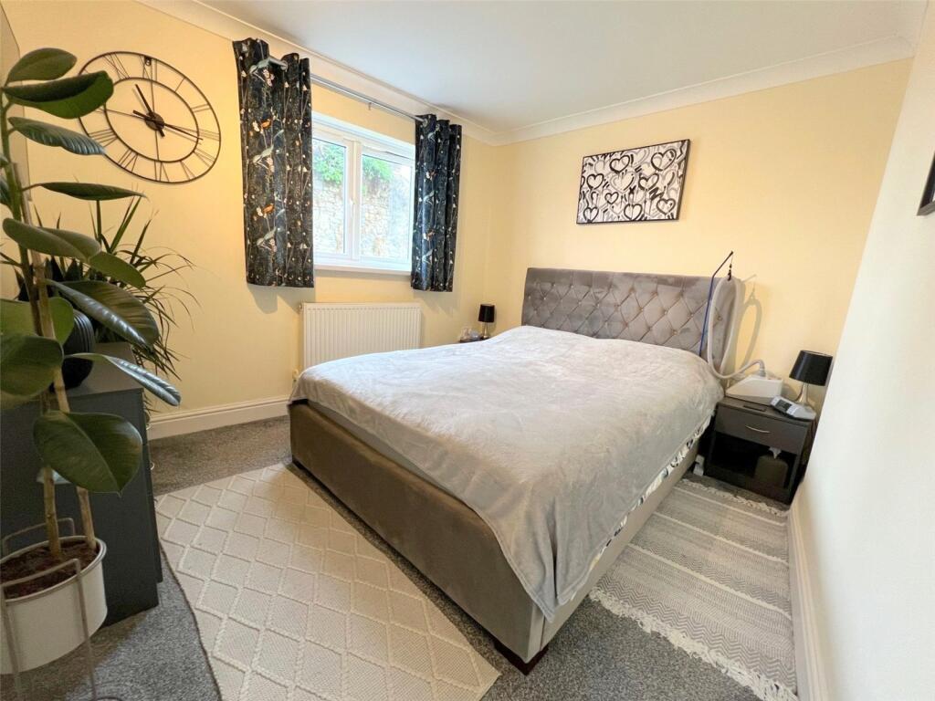 3 bed Town House