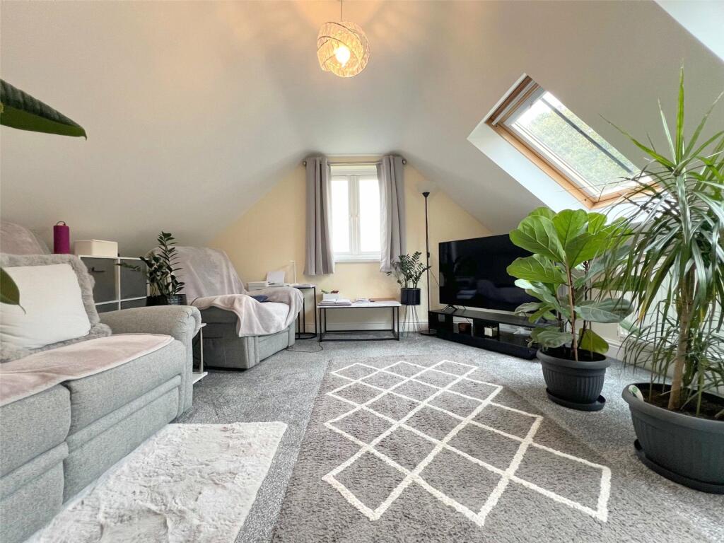 3 bed Town House
