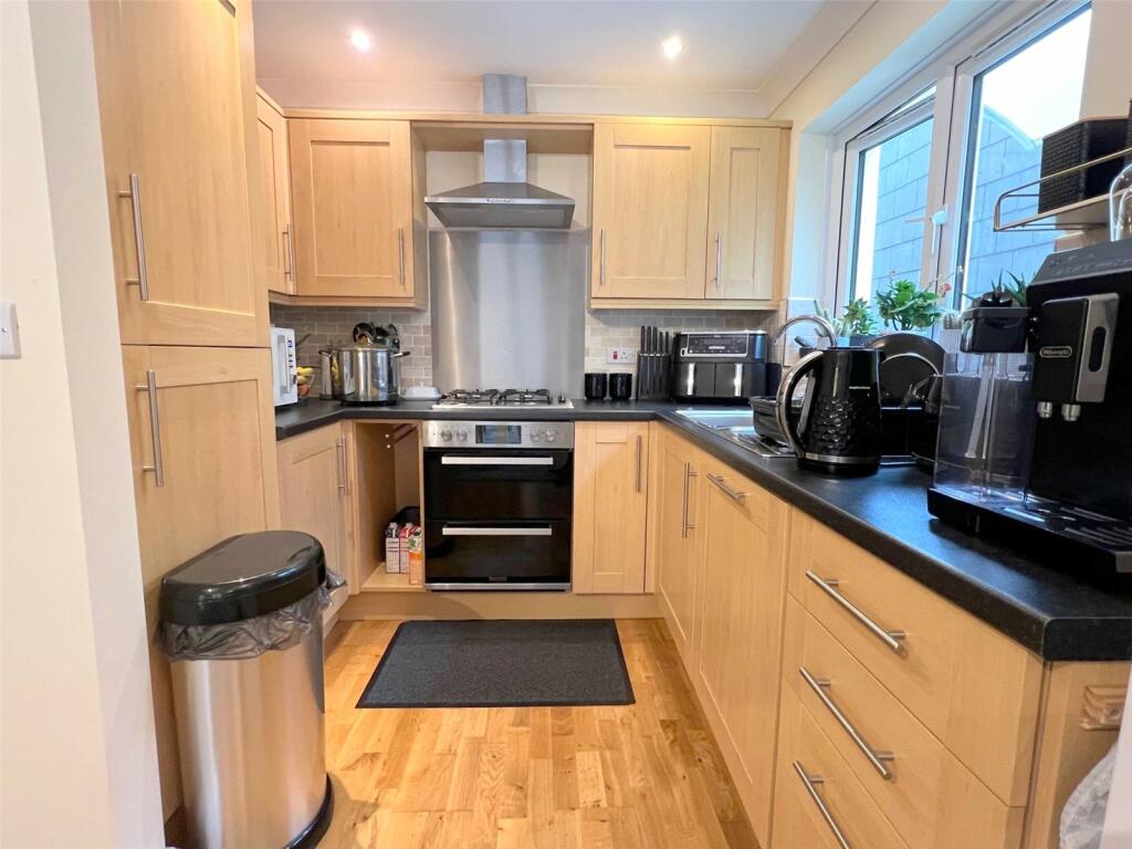 3 bed Town House