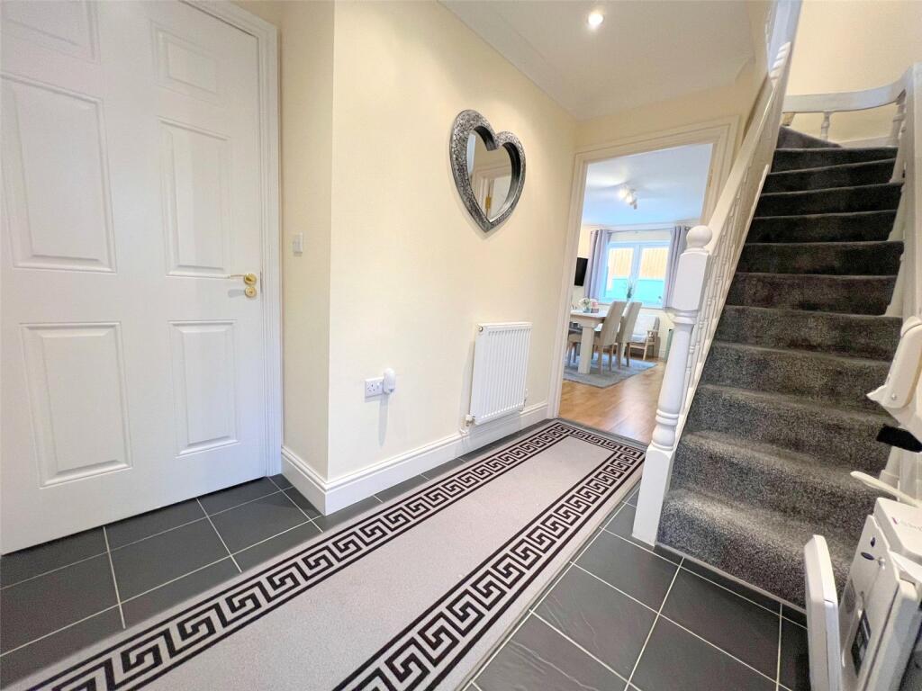 3 bed Town House