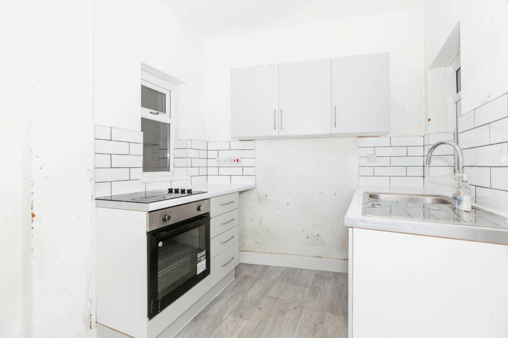 2 bed Terraced
