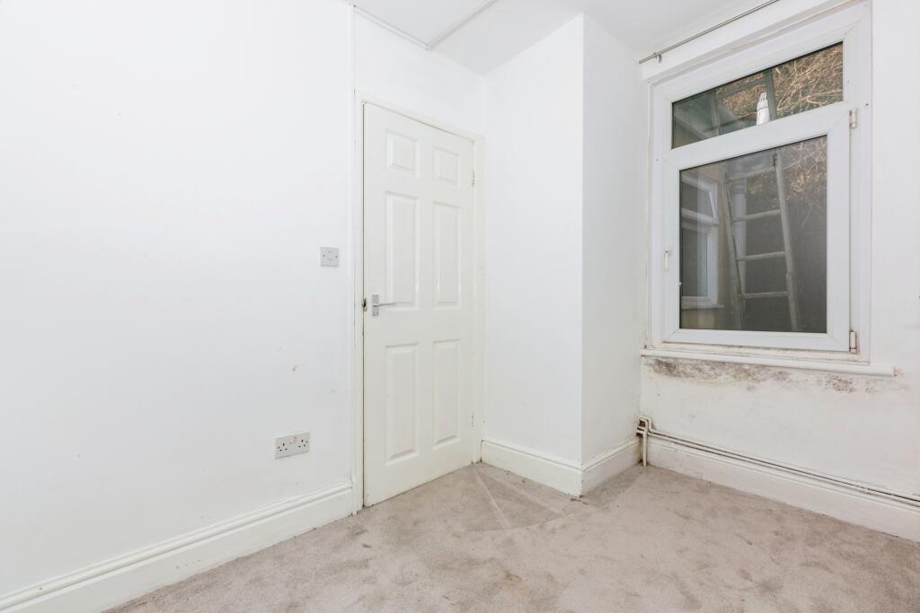 2 bed Terraced