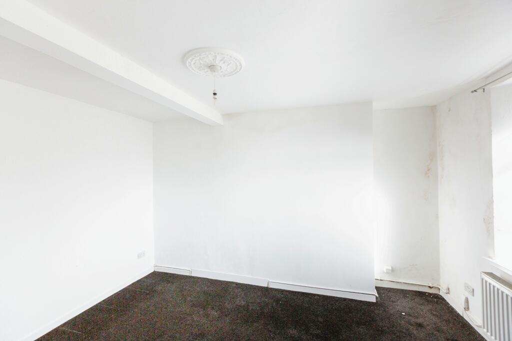 2 bed Terraced