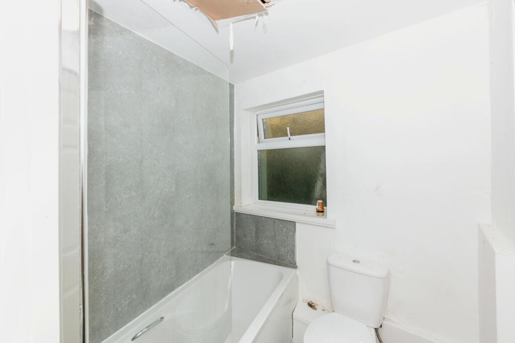 2 bed Terraced