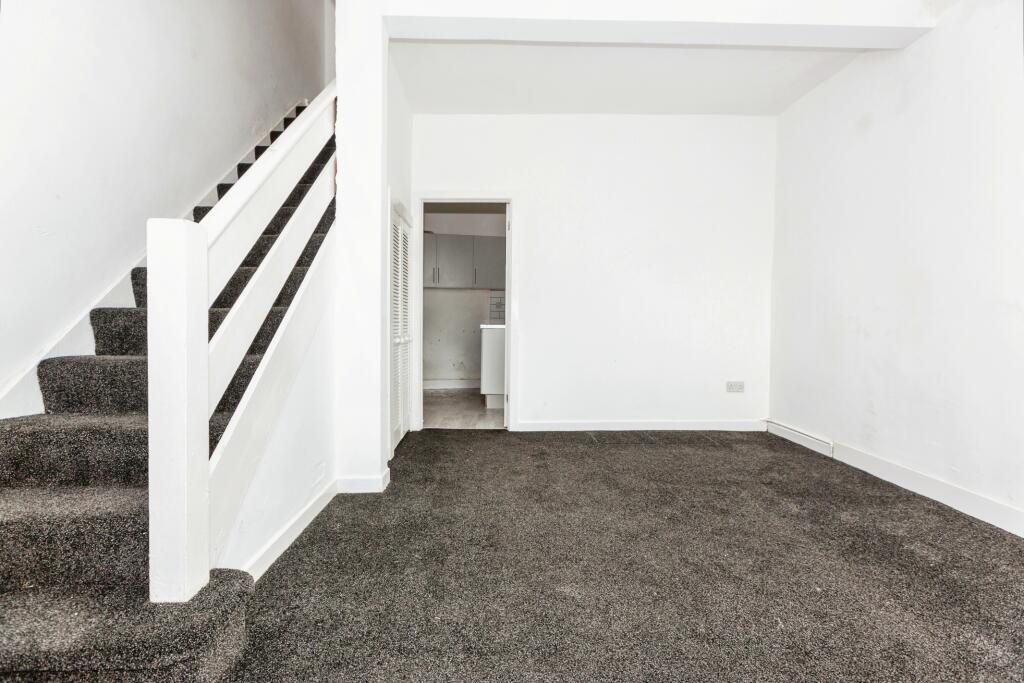 2 bed Terraced