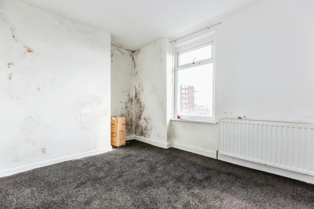 2 bed Terraced