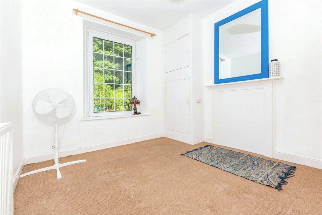 2 bed End of Terrace