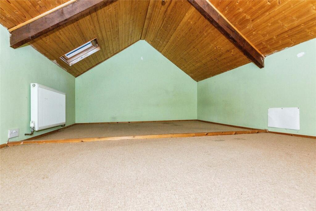 2 bed End of Terrace