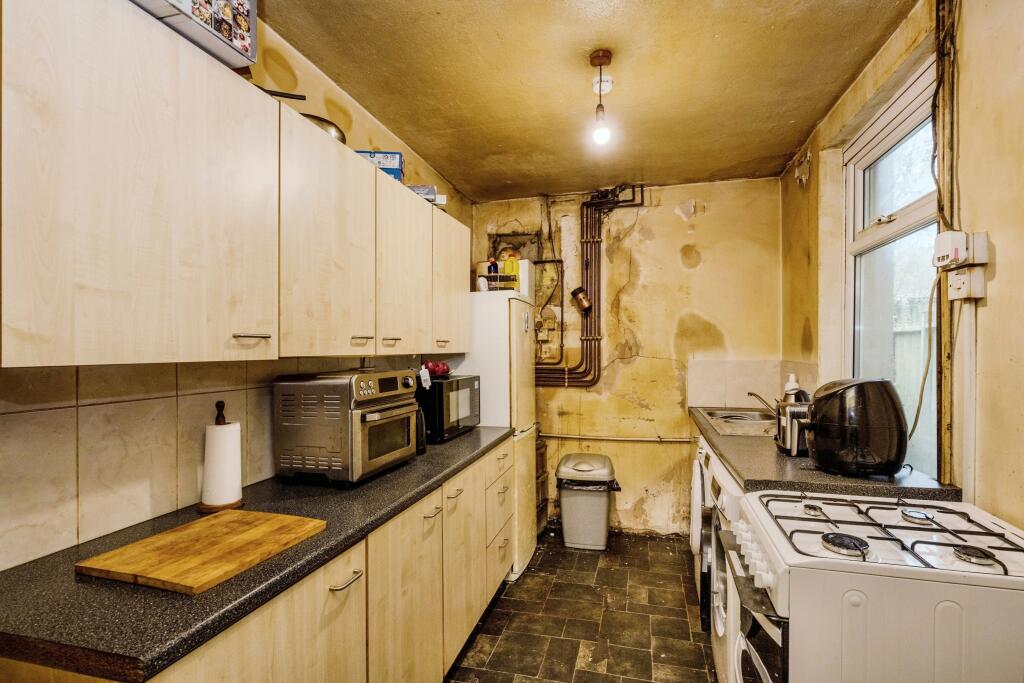 2 bed Terraced