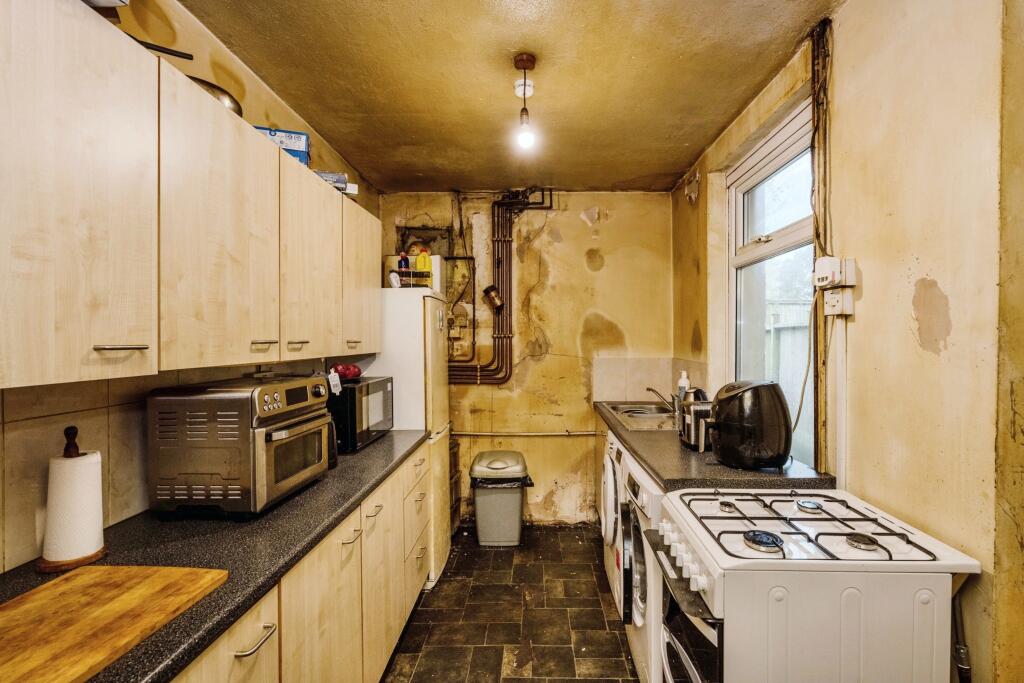 2 bed Terraced