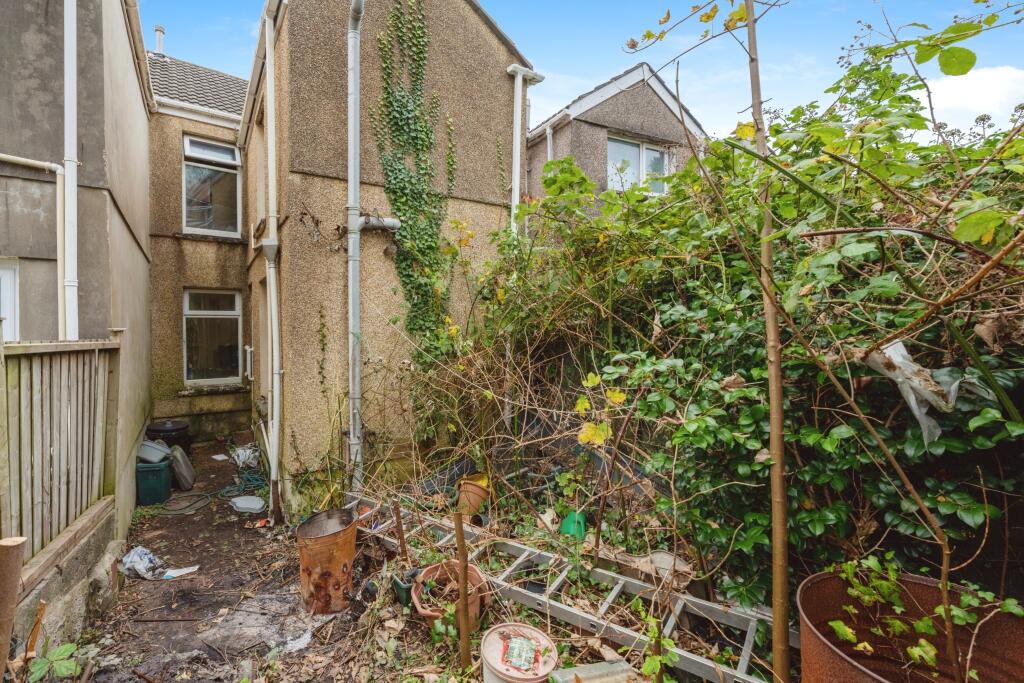 2 bed Terraced
