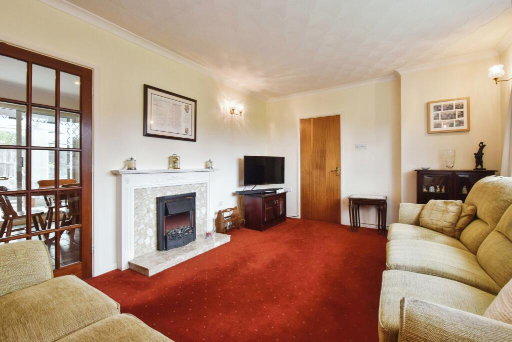 2 bed Detached Bungalow