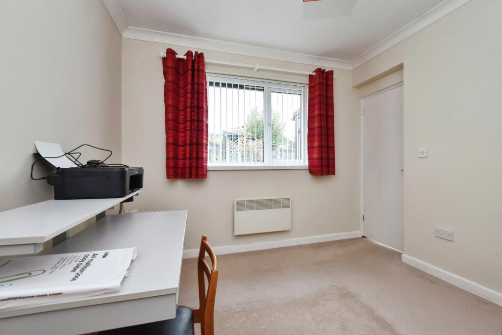 2 bed Detached Bungalow