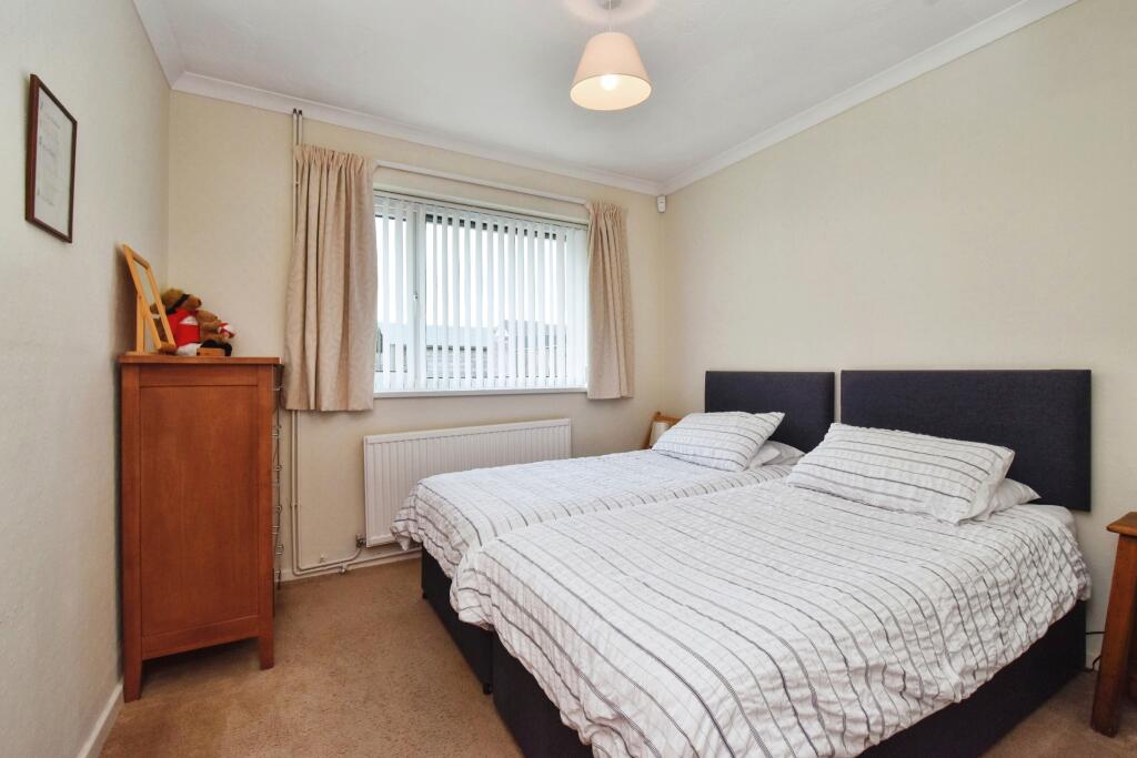 2 bed Detached Bungalow